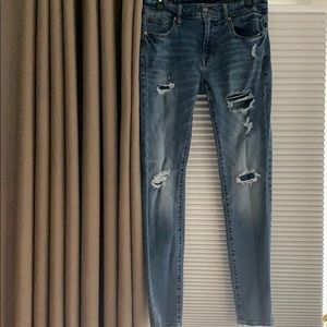 EUC American Eagle next flex skinny jeans